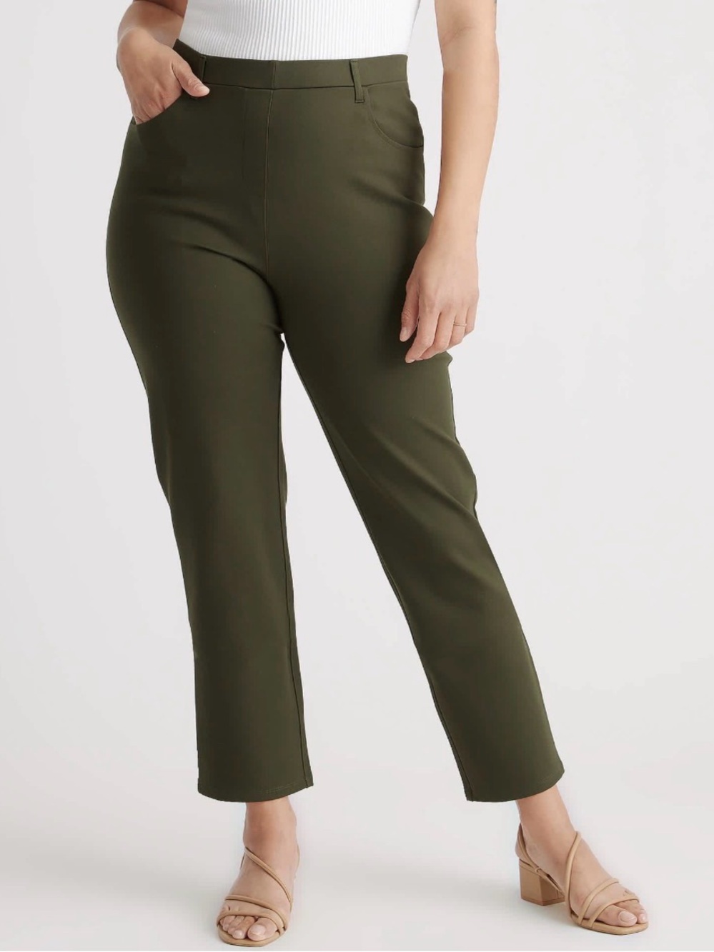 Quince Ultra-Stretch Ponte Straight Leg 4-Pocket Pants in Olive Size M - Picture 3 of 11